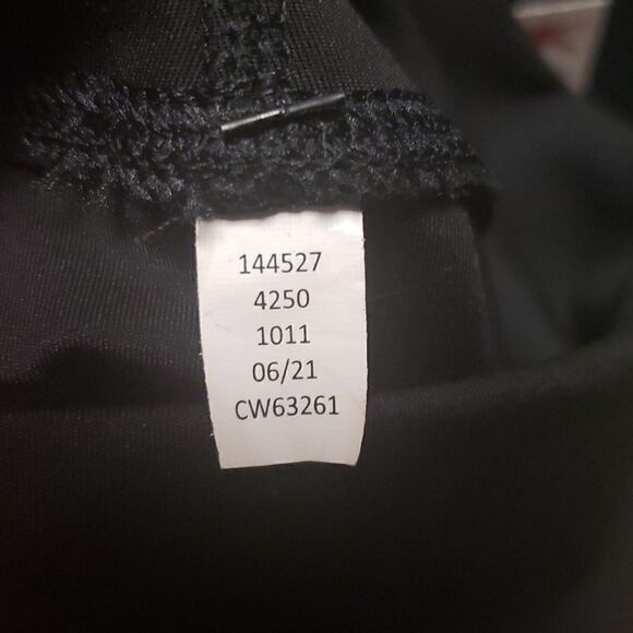 90 Degree by Reflex Capri Leggings - Picture 9 of 9